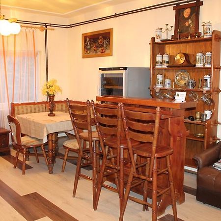 Ruttkai Vendeghaz Apartment Szekesfehervar Exterior photo